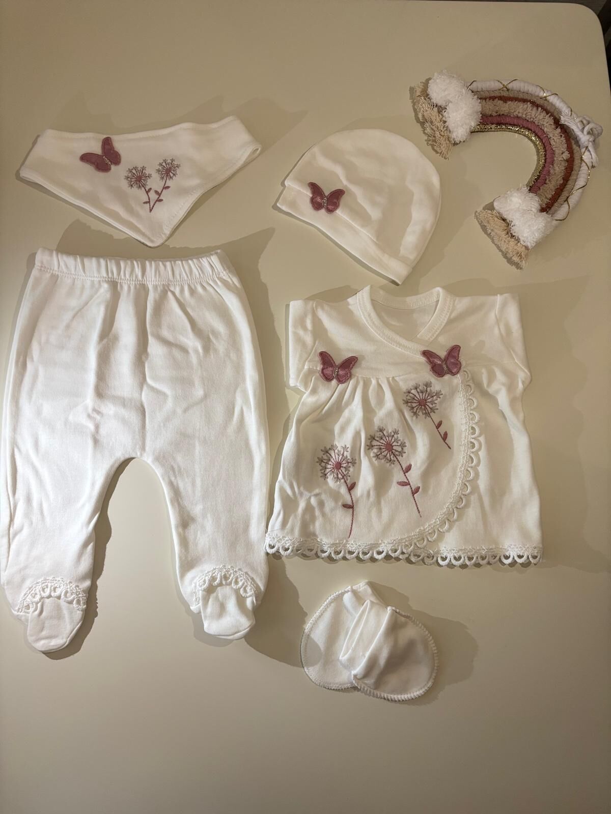 5'Li Çiçekli Kelebekli Set