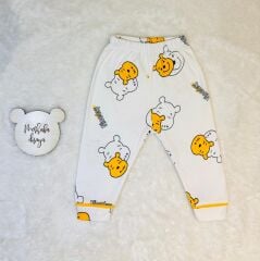 Pooh Baskılı Aylık Pijama Takımı