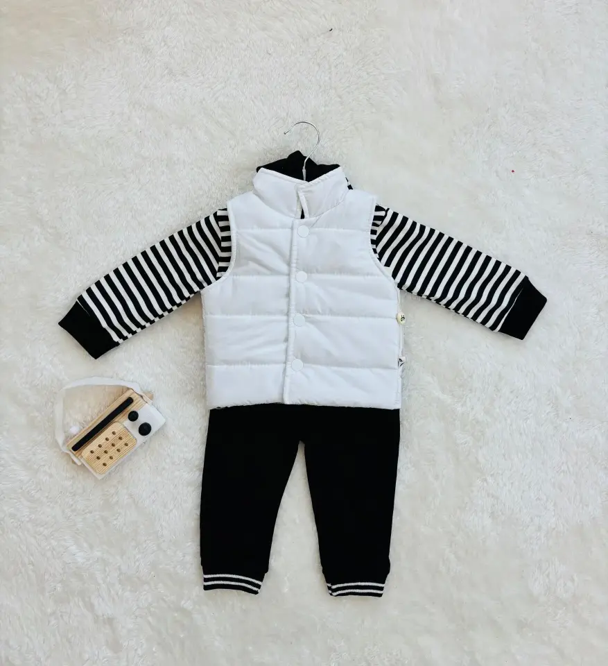 Erkek Çocuk Şerit Detaylı Kapüşonlu Şişme Yelekli 3’lü Takım
